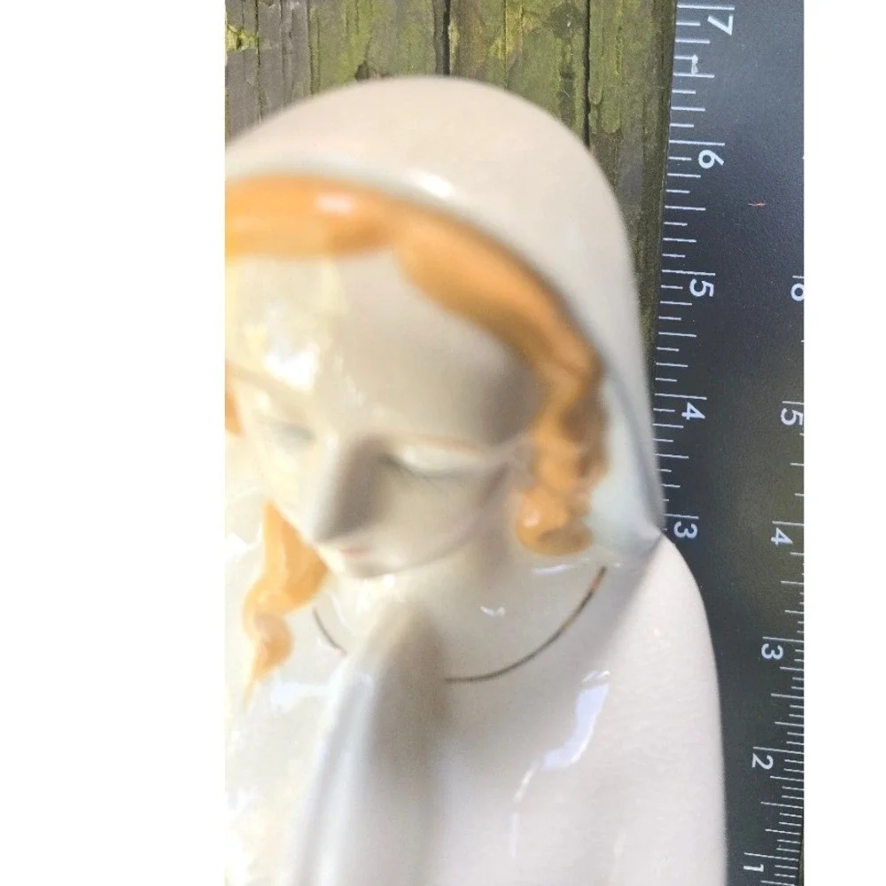 Vintage Madonna Virgin Mary Ceramic Wall Pocket Planter Gold Trim White‎ 6.5